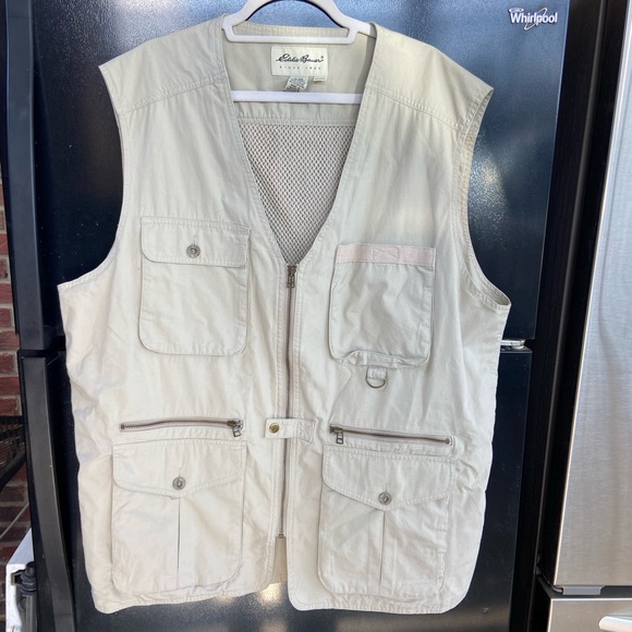 Eddie Bauer safari/fishing vest. Great used condition (XL) - Picture 1 of 5